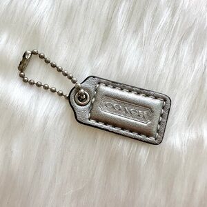 COACH LEATHER TAG